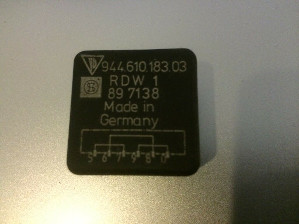 Porsche 944 Relay 944 610 183 03 944.610.183.03 SJS03