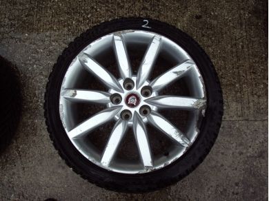 Jaguar XK8 19 Inch Alloy Wheel Damaged No2