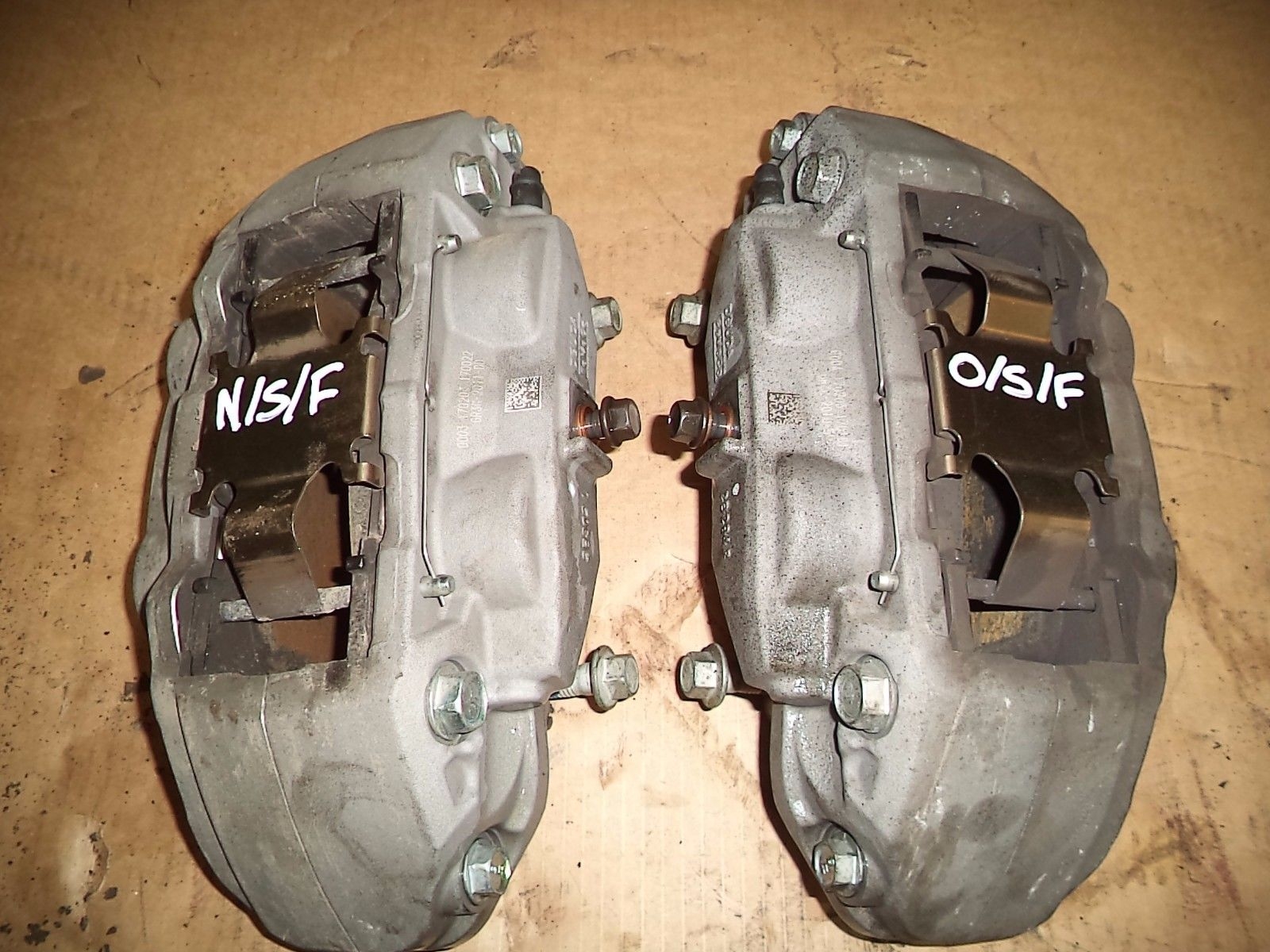 FORD MUSTANG 2.3 ECOBOOST FRONT CALIPERS S550 MW17DYG