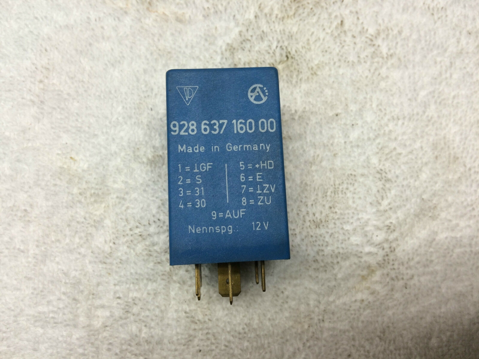 Porsche 928 Relay 928.637.160.00 Porsche Relay 8 Pin Relay Blue 92863716000