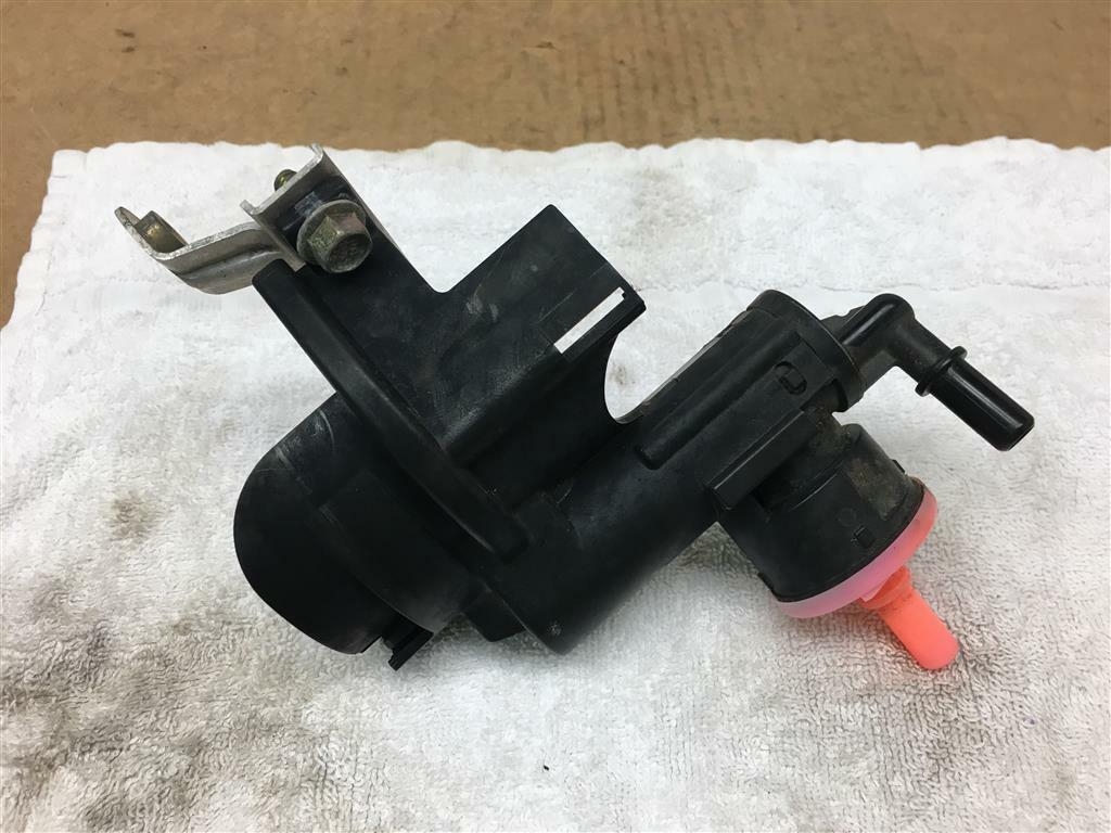 Uro 99620114301 Fuel Tank Bleeder Valve