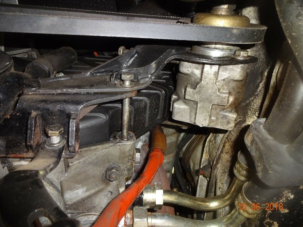 PORSCHE 928 S2 POWER STEERING PUMP PORSCHE 928 S2 PAS PUMP 92834743105