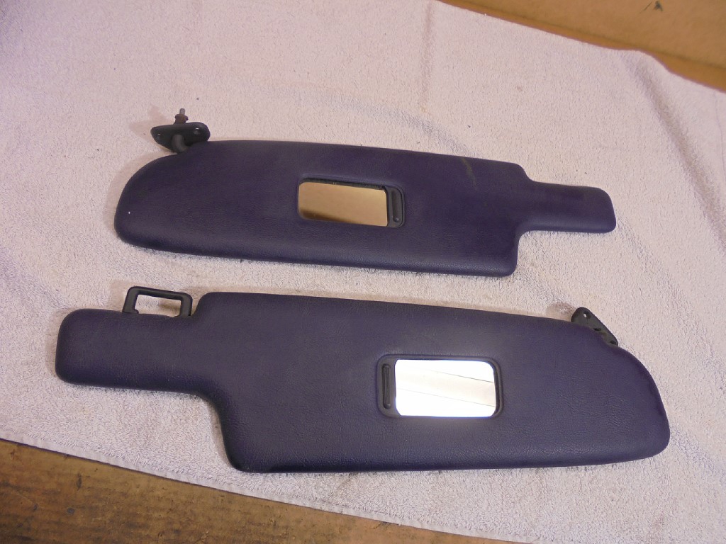 Sun Visor Support Clip, Black: 911 731 331 00 70B