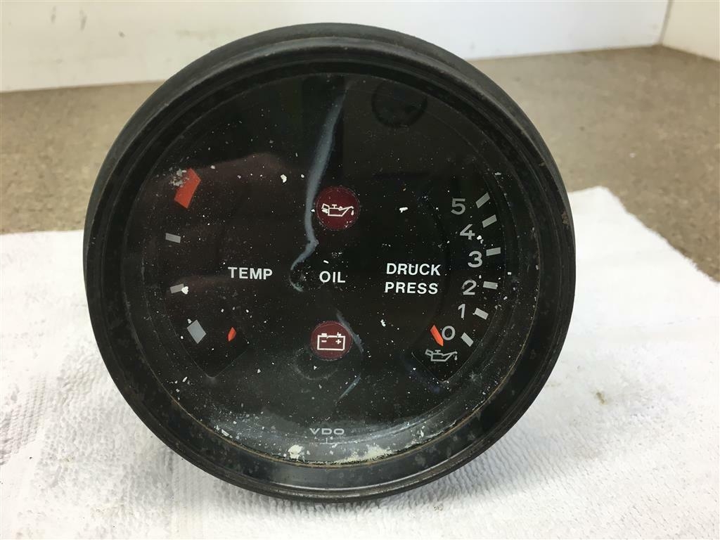 Porsche 911 Oil Temperature/Pressure Gauge 911 641 107 31 ORIGINAL VDO