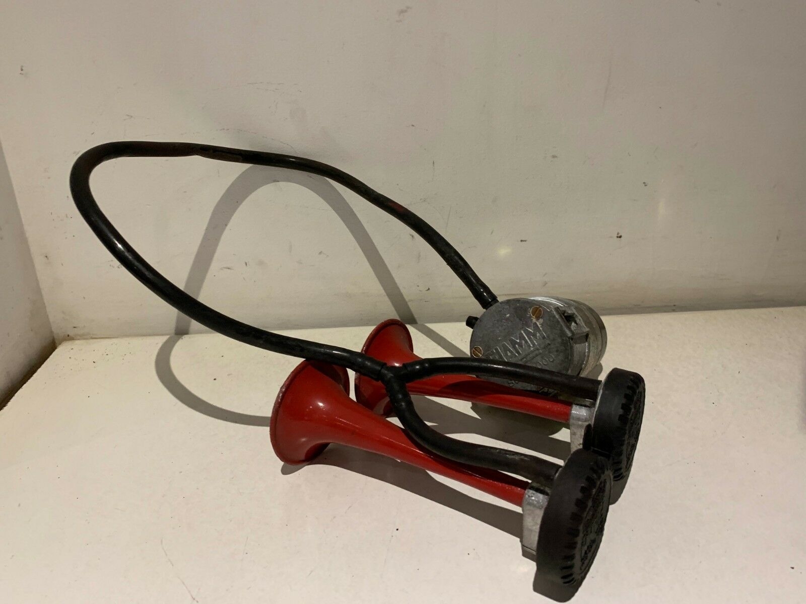 FERRARI 348 HORNS F355 HORNS 355 308 328 348 456 FIAMM Serie 3000 Horn