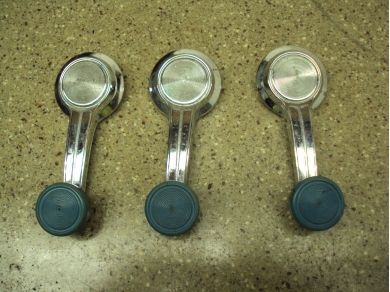 Chevrolet One x 1967 Chevrolet Corvair Internal window winder Handle