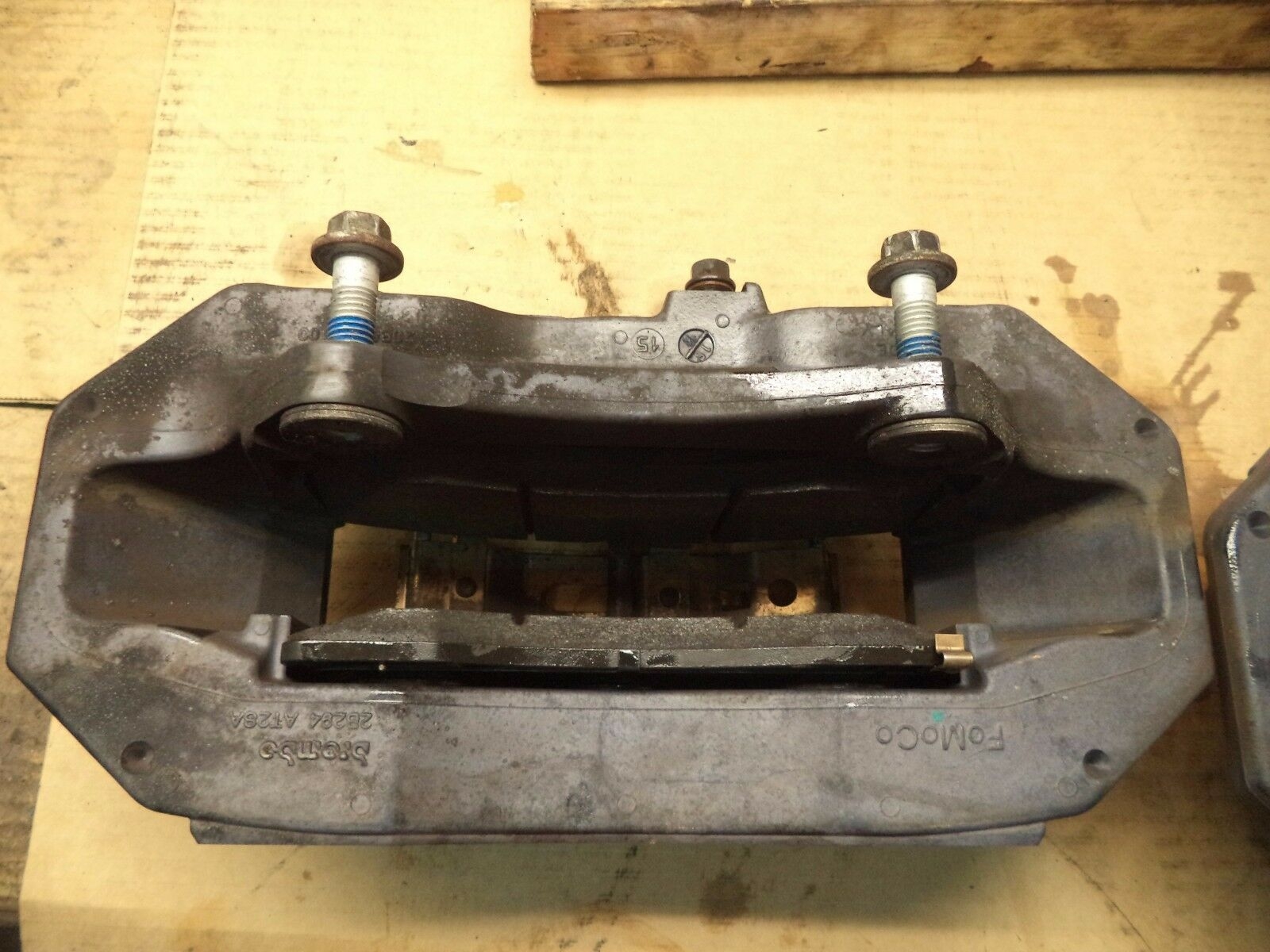 2016 FORD MUSTANG 5.0 GT S550 FRONT BRAKE CALIPERS BREMBO BRAKE