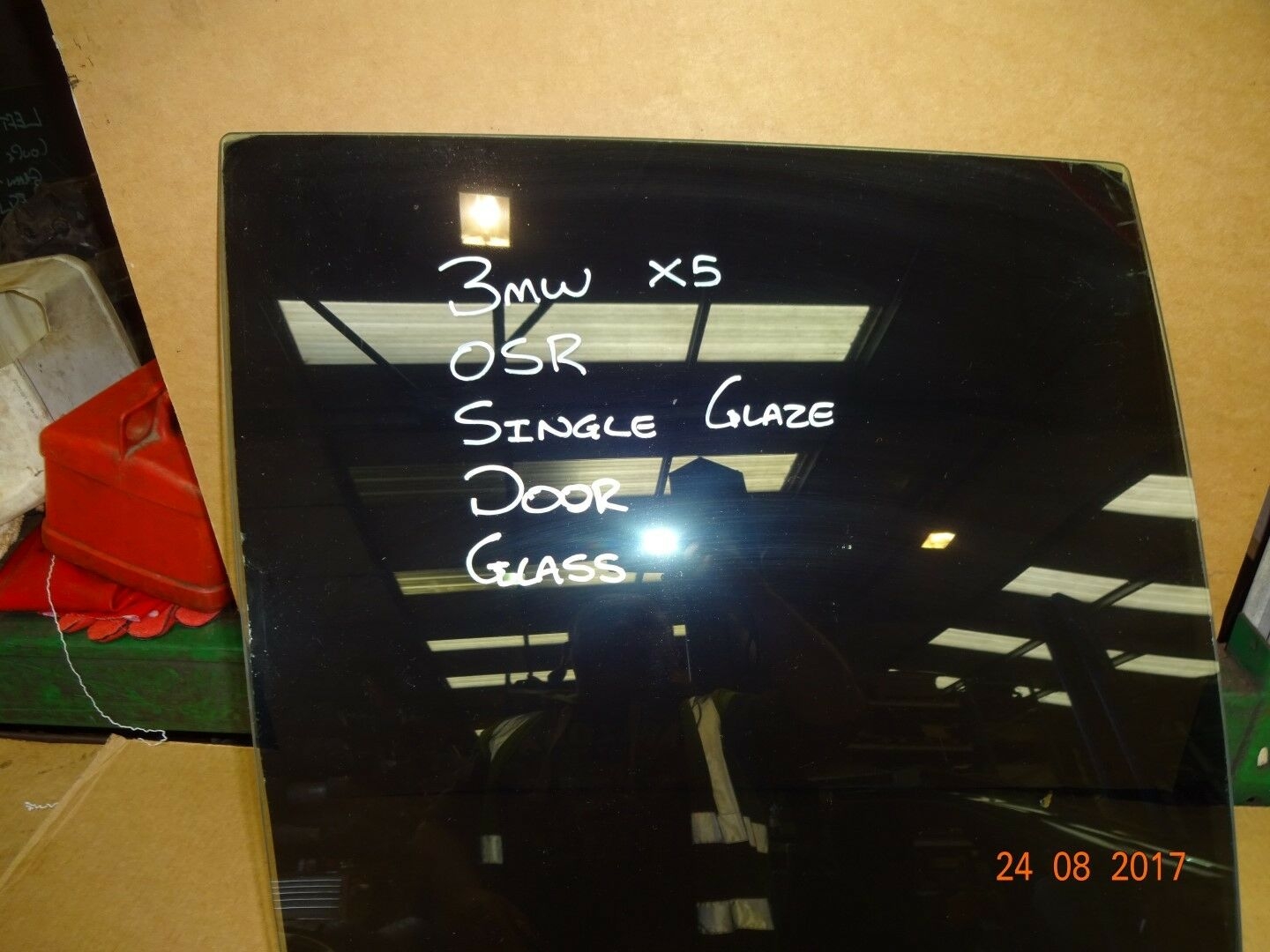 BMW X5 DOOR GLASS BMW X5 E53 RIGHT REAR DROP GLASS X5 O/S/R DOOR GLASS