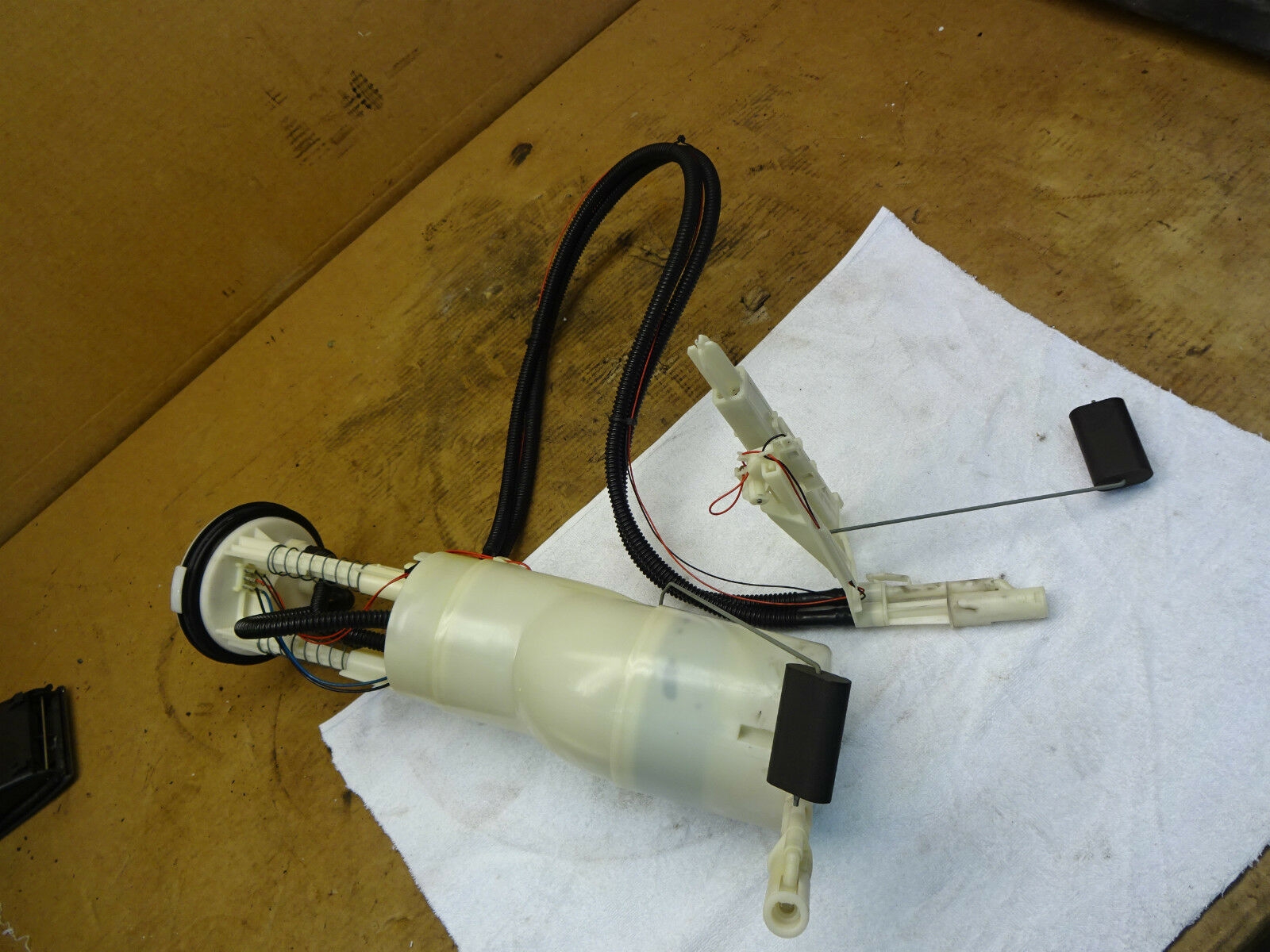 Range Rover L322 4.4 V8 Petrol Fuel Level Sender L322 4.4 V8 Fuel Sender