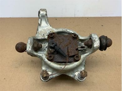 Maserati 3200 Front Left Hub Carrier Part No 386600025