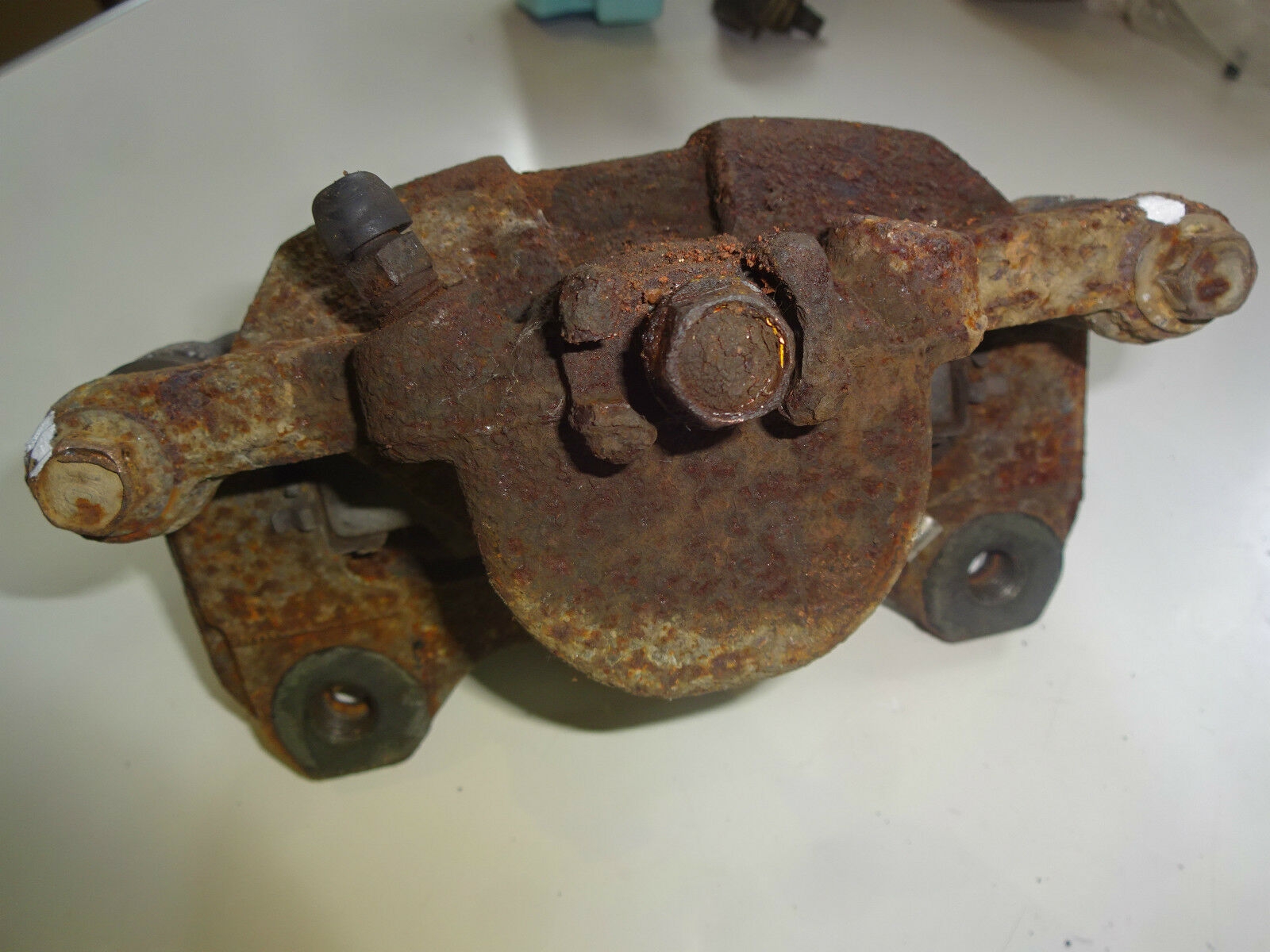 Honda S2000 Front Brake Caliper RH 16CL16VN