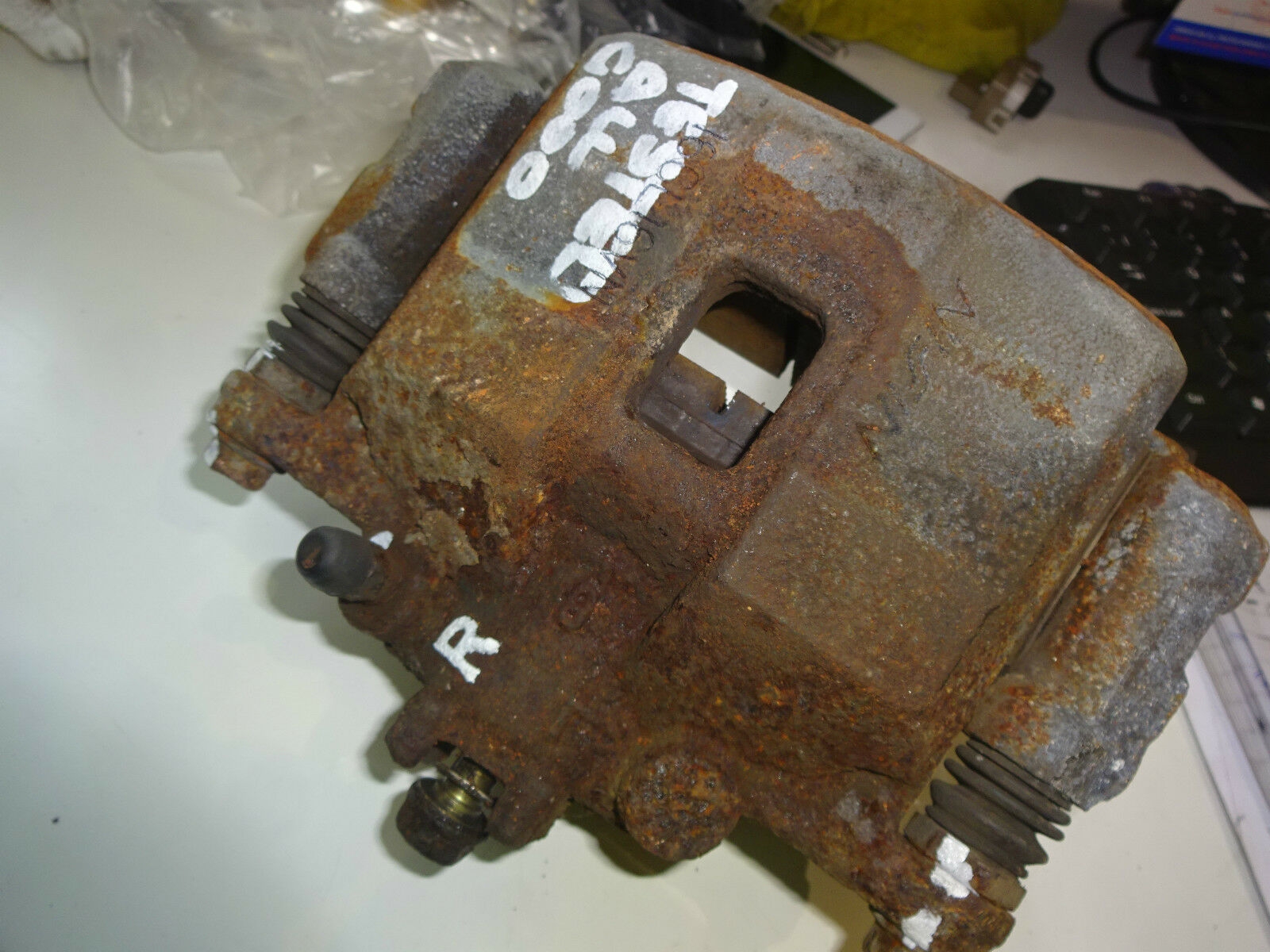 Honda S2000 Front Brake Caliper RH 16CL16VN