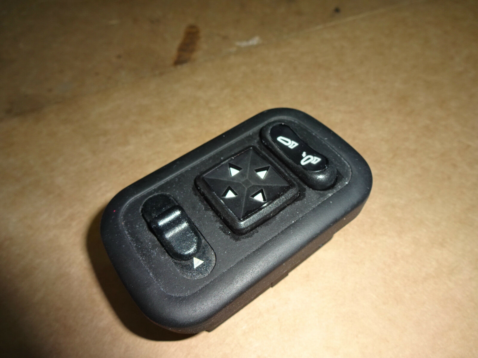 MASERATI 4200GT MIRROR SWITCH 4200GT ELECTRIC MIRROR SWITCH