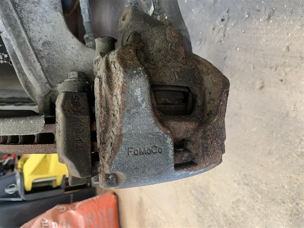 Range Rover Evoque Front Brake Caliper Right 2012 Diesel 2.2 EVOQUE