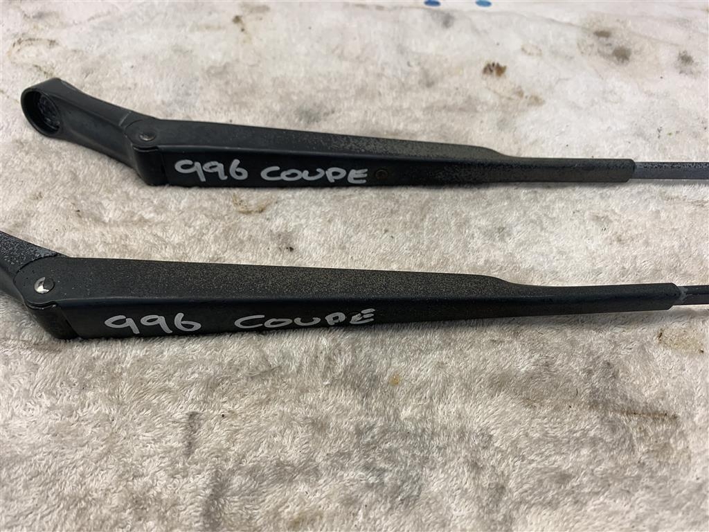 Porsche 996 Carrera Front Wiper Arms UK GB Right Hand Drive Spec