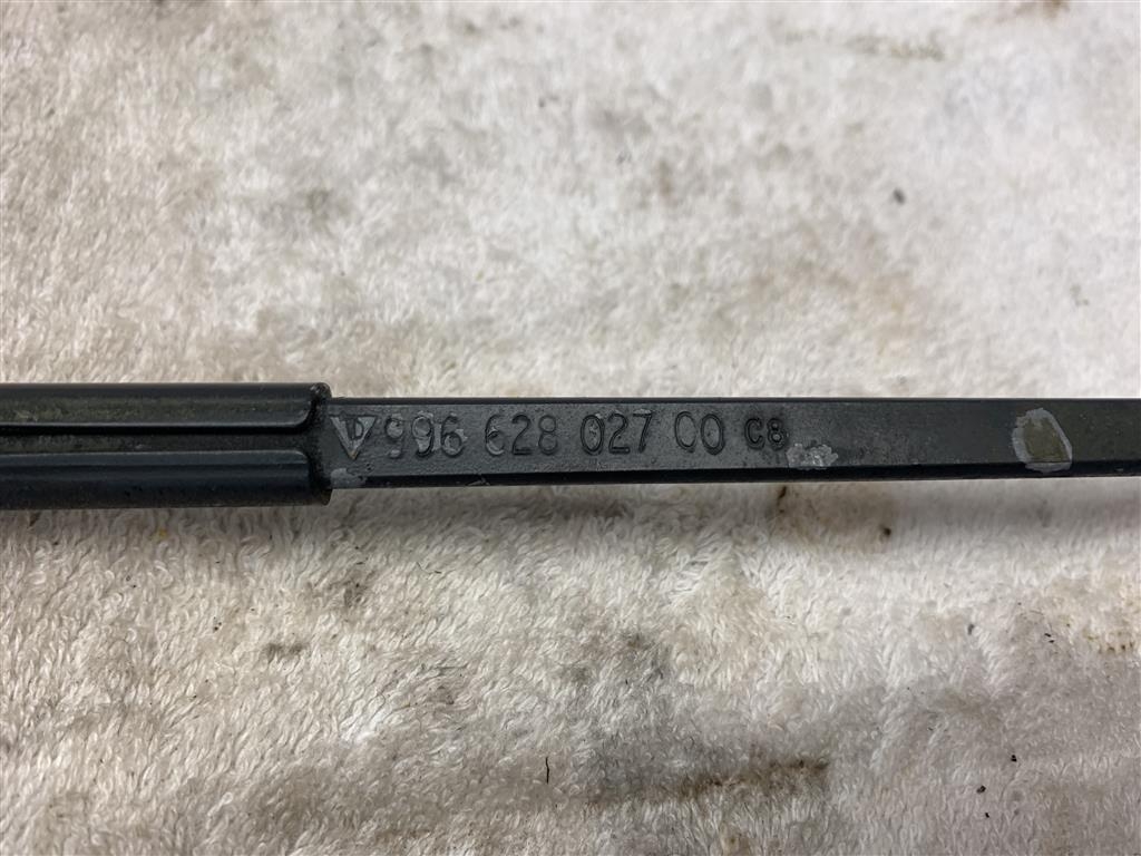 Porsche 996 Carrera Front Wiper Arms UK GB Right Hand Drive Spec