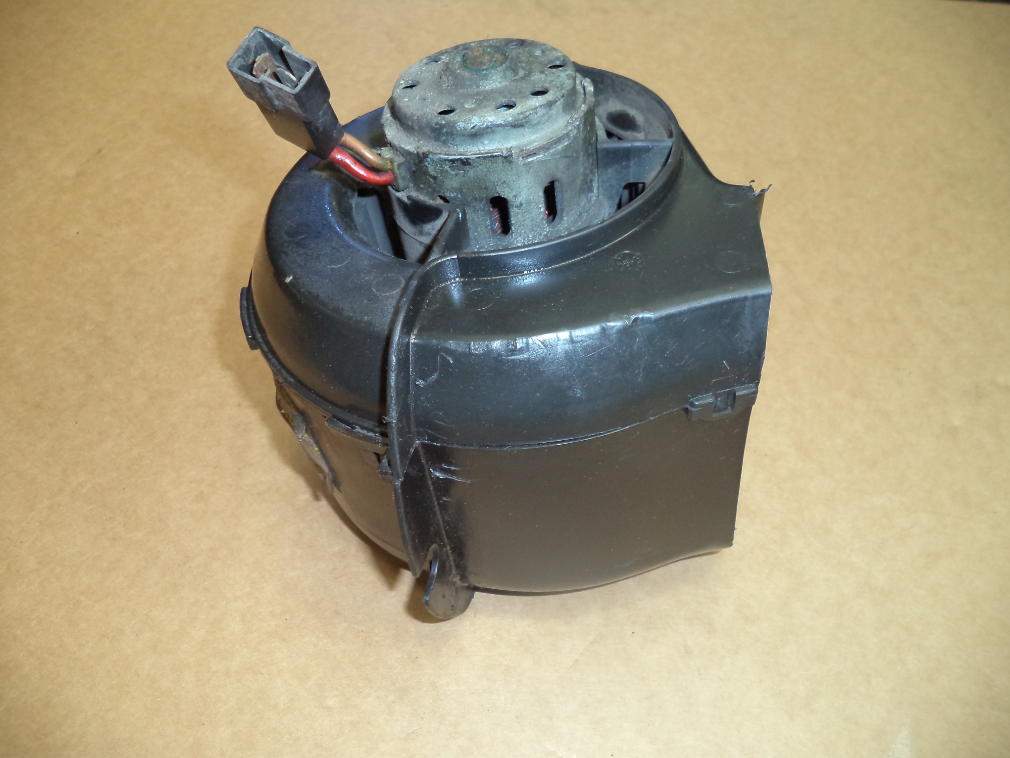 Radiator Fan Switch Including Seal, 95-84/102-91C, 3 Pin: 1H0-959