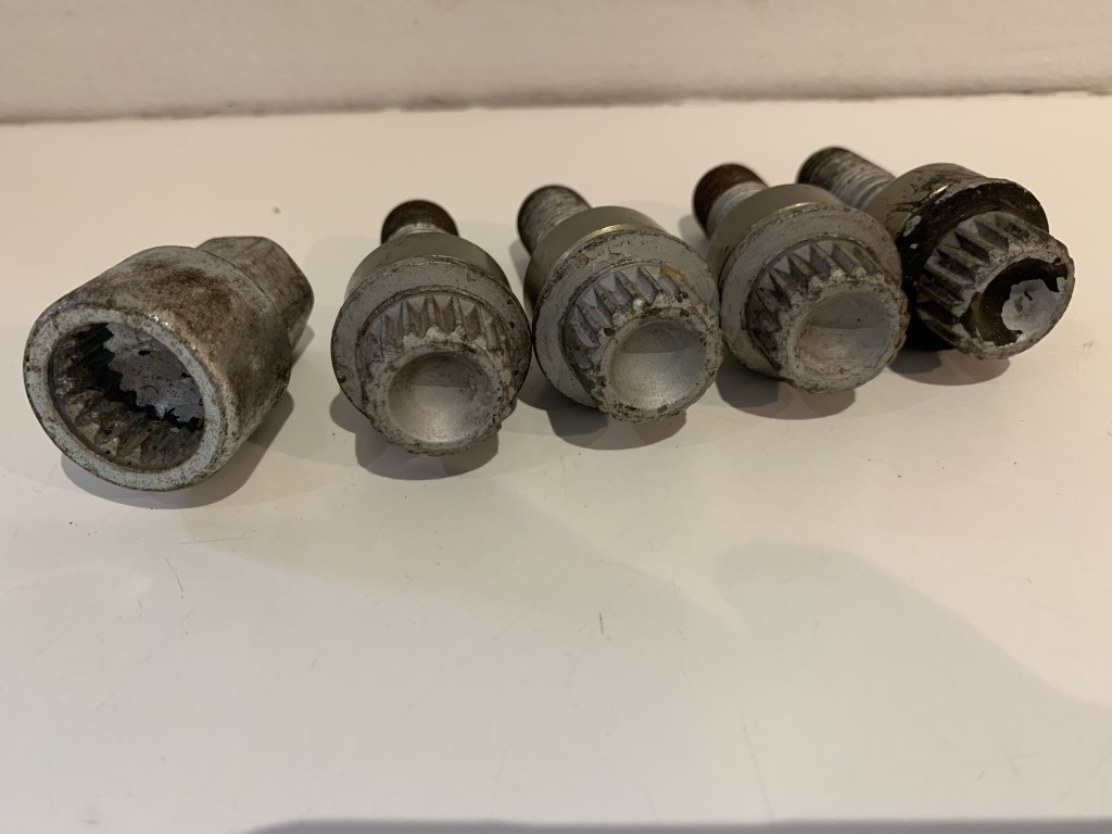 PORSCHE 997 LOCKING WHEEL NUTS 9966RU WHEEL NUTS