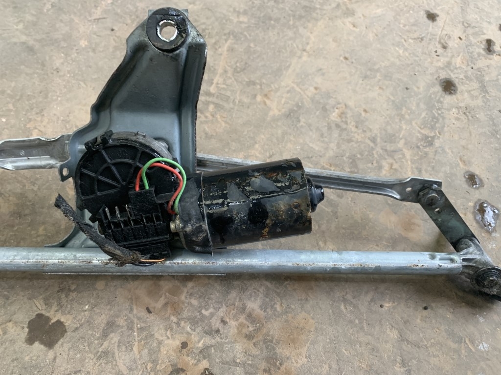 PORSCHE 987 WINDSCREEN WIPER RACK AND MOTOR 987 WIPER MOTOR
