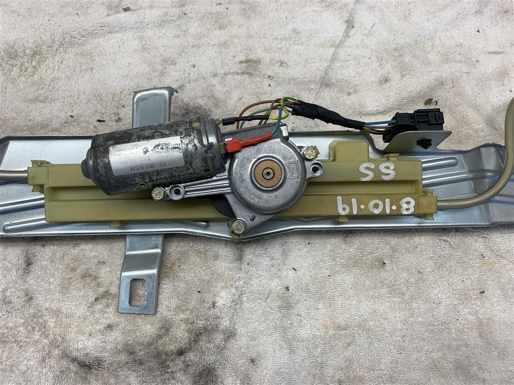 Porsche Boxster (986) Pop Up Spoiler Motor & Lifter Mechanism P/n ...