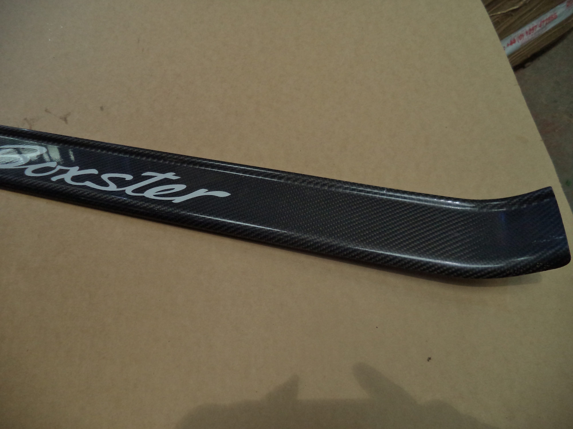 PORSCHE BOXSTER O/S GENUINE CARBON KICK PLATE. loc subst 98655198100