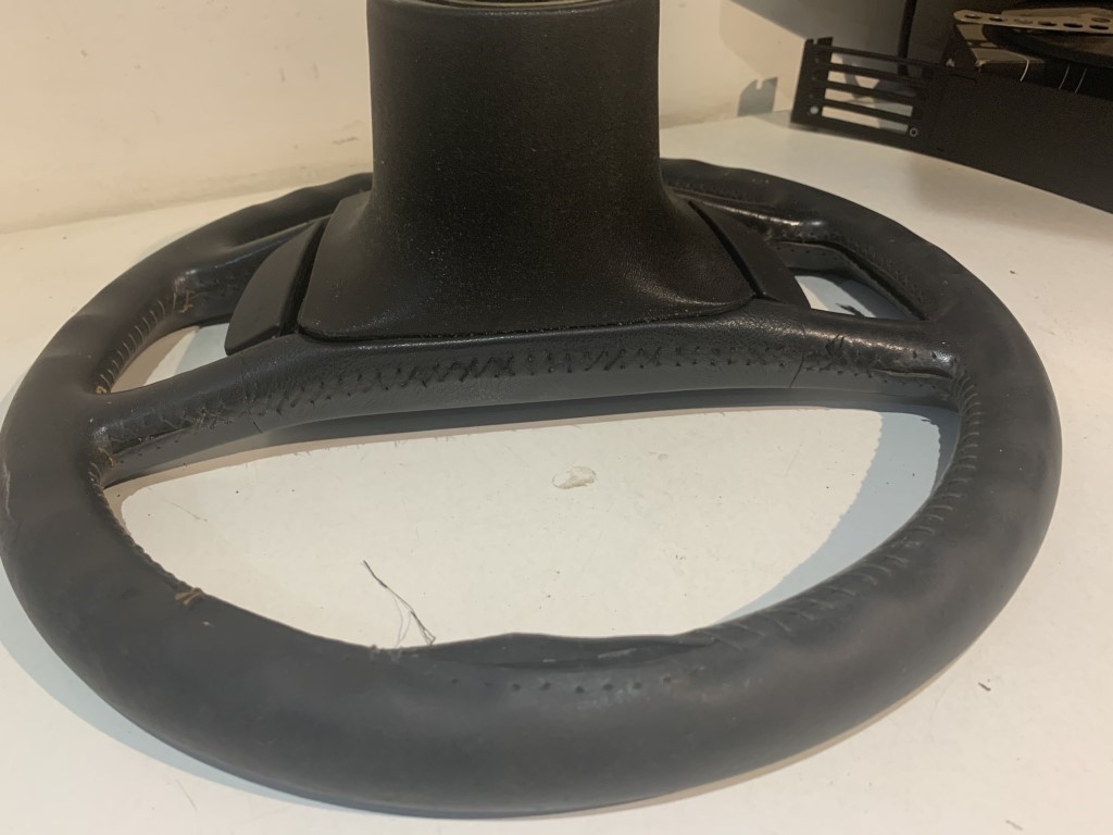 PORSCHE 944 STEERING WHEEL IJI 9444 944 STEERING WHEEL