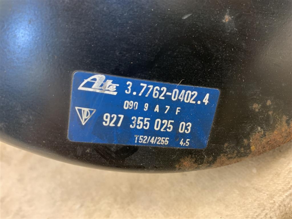 Porsche 928 S4 Brake Servo & Master Cylinder 92735502503 (1988 Year