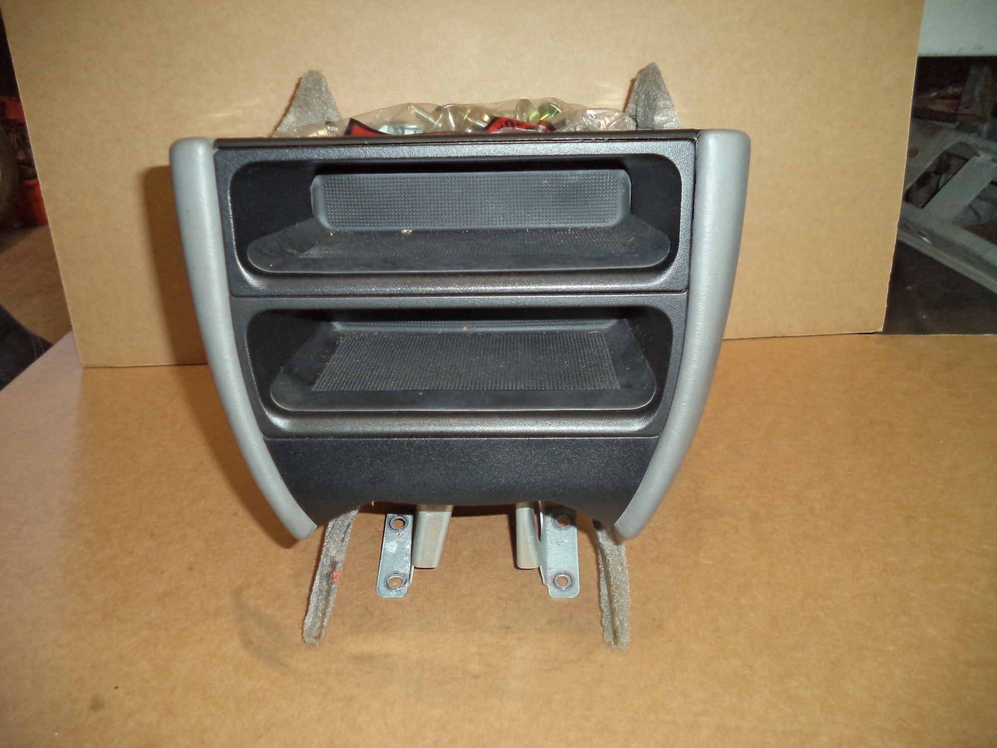 PORSCHE BOXSTER 986 CENTER CONSOLE W714EOX 99655211502