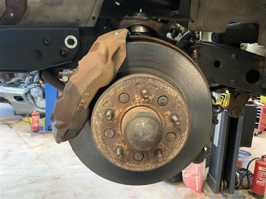 Corvette C3 Front Brake Caliper Front Left Side Original GM Equipment