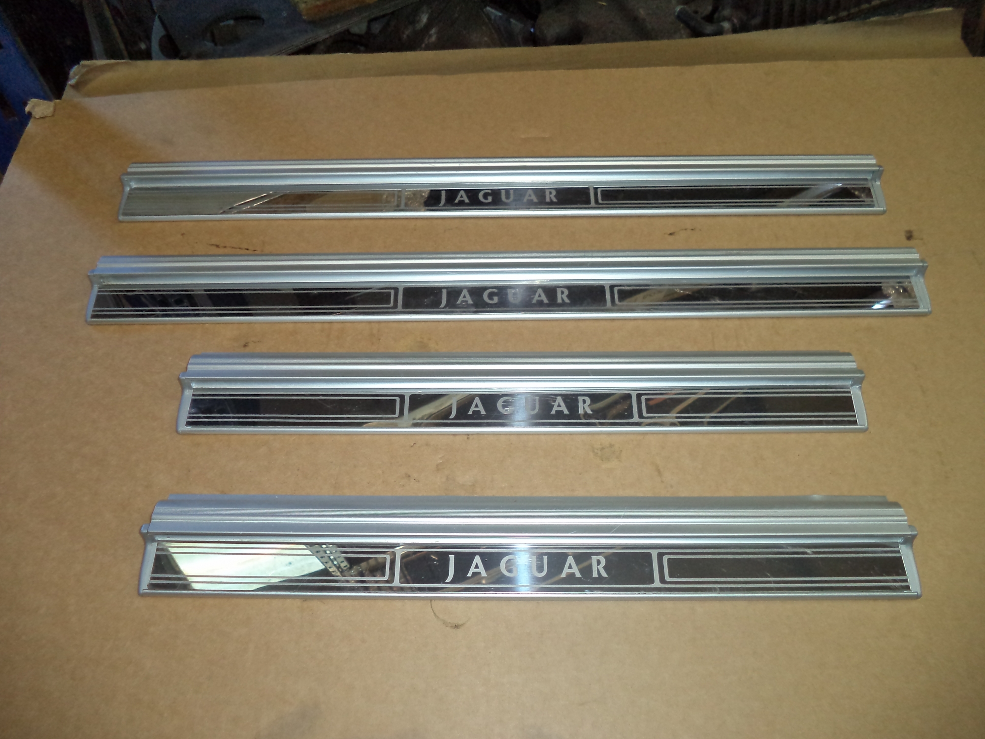 JAGUAR XJ8 KICK PLATES XJ SILL GUARDS Subst J