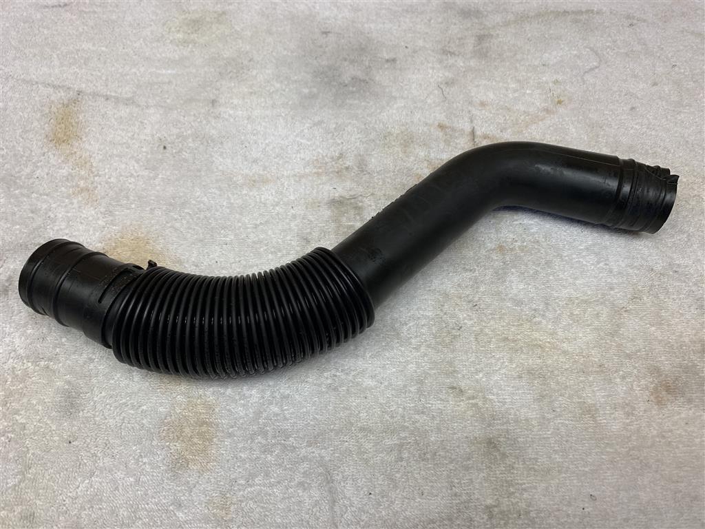 Porsche Boxster 986 Engine Oil Filler Tube Pipe 99610725403