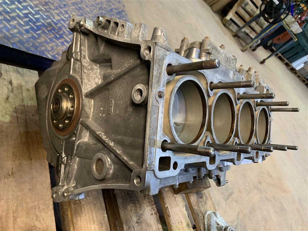 Porsche 944 Engine 944 2.5 Engine M44.01 Engine 1984 Year Porsche 944
