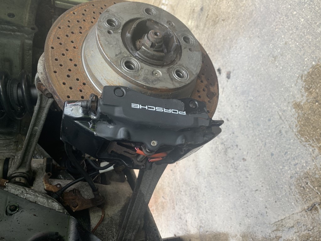 PORSCHE 996 REAR CALIPERS GK51 VUH