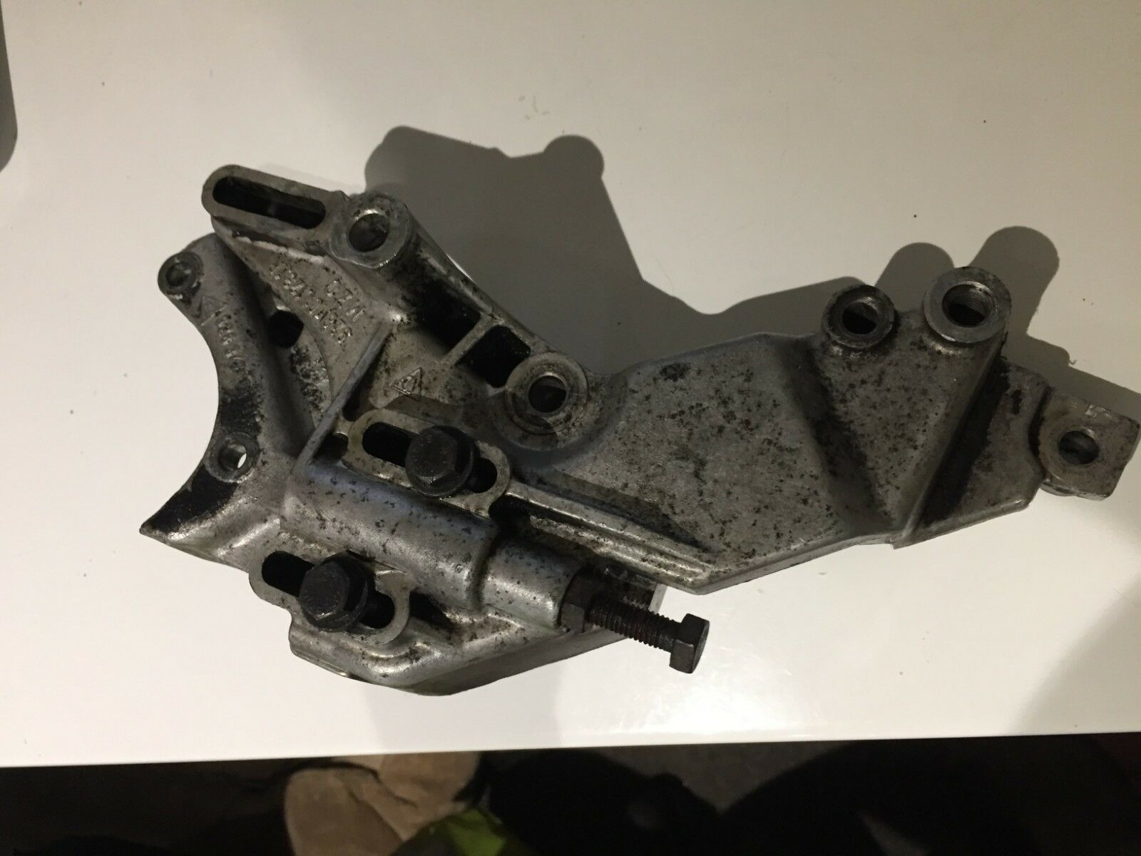 Porsche 928 Power Steering Pump Bracket Porsche 928 Power steering