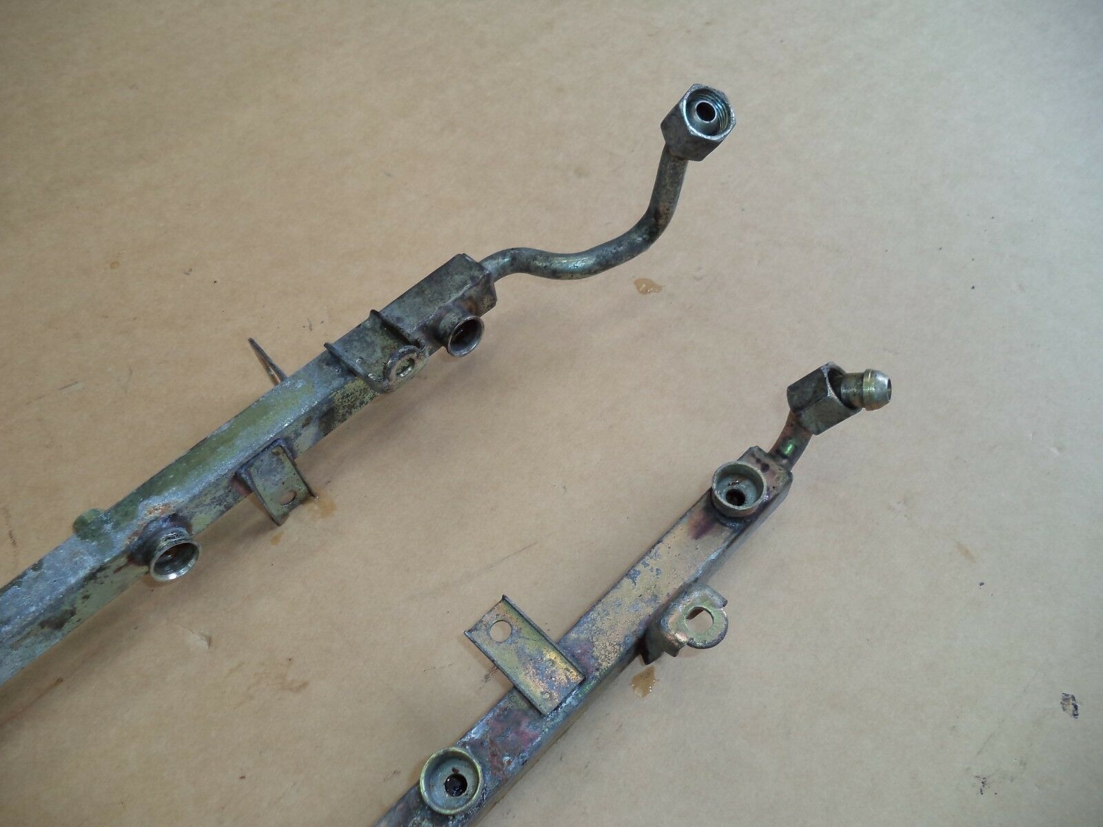 PORSCHE 928 INJECTOR RAILS 928 S4 INJECTOR RAILS 928 GTS INJECTION J434HMV