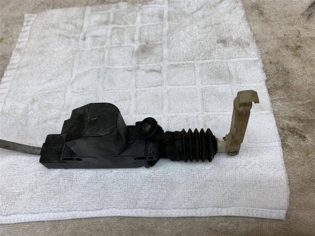 PORSCHE 944 CENTRAL LOCKING MOTOR 94462421100