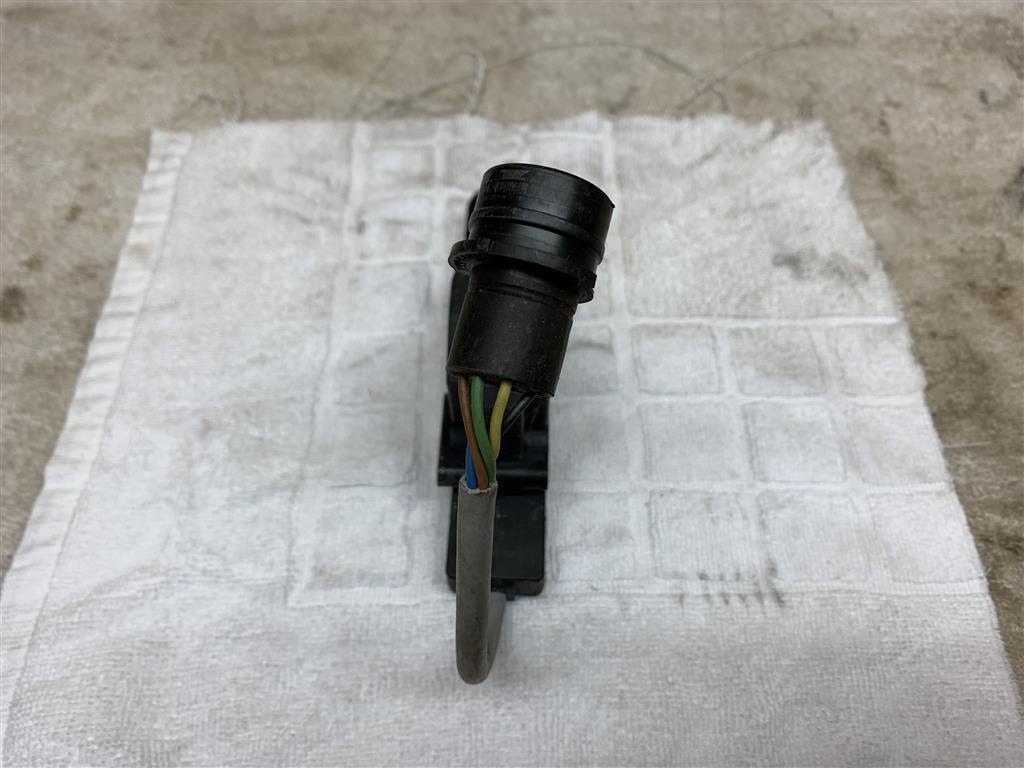 PORSCHE 944 S2 CENTRAL LOCKING MOTOR 94462421100 (B) 94462421100