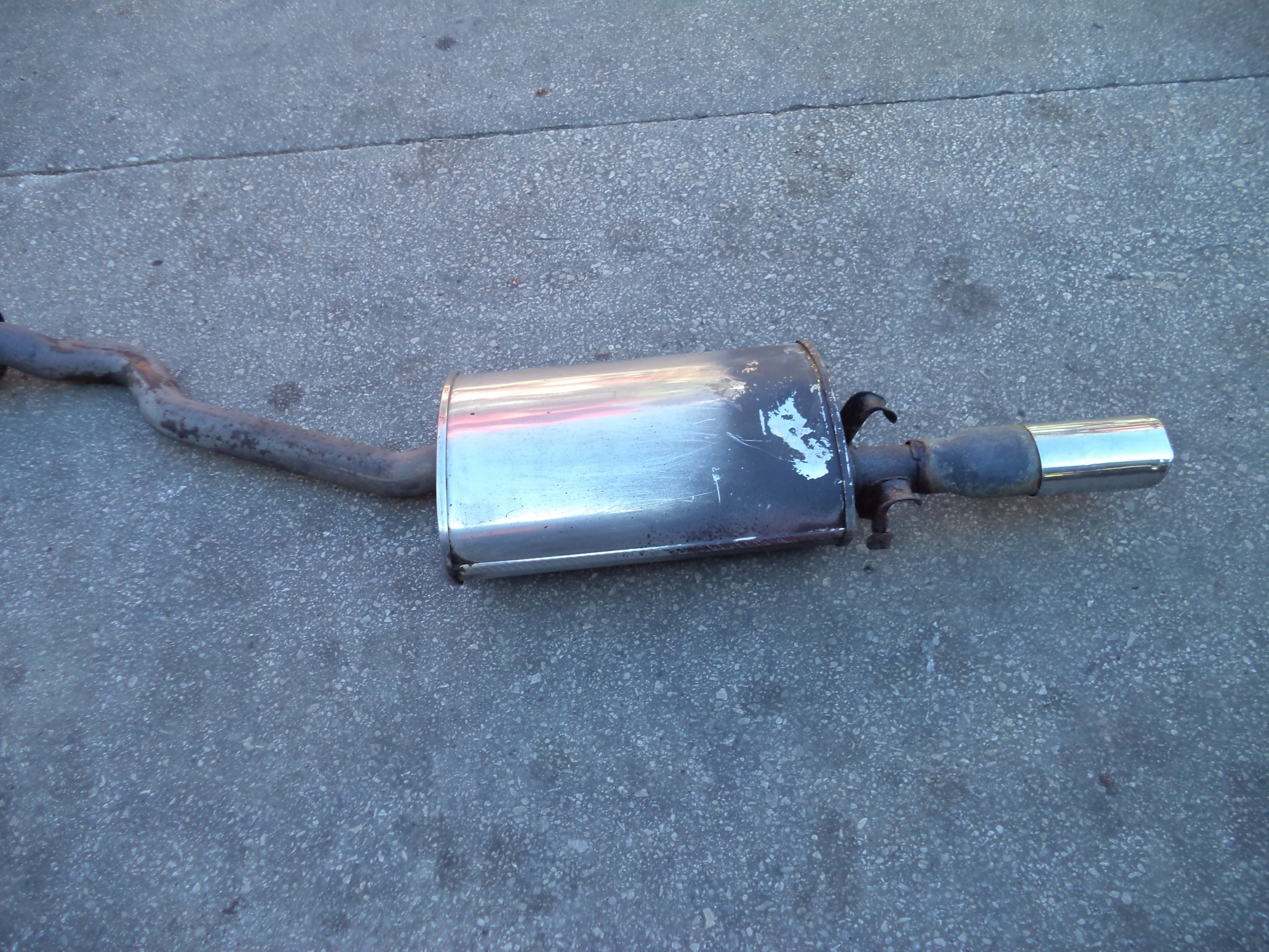 PORSCHE 944 EXHAUST PORSCHE 944 2.7 EXHAUST BOX F285EMW 94411118303.