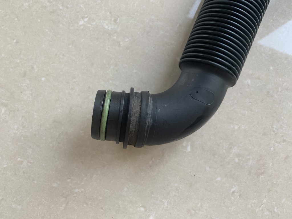 Porsche Boxster 987 Oil Pipe / Filler Neck 98710705401 987.107.054.01