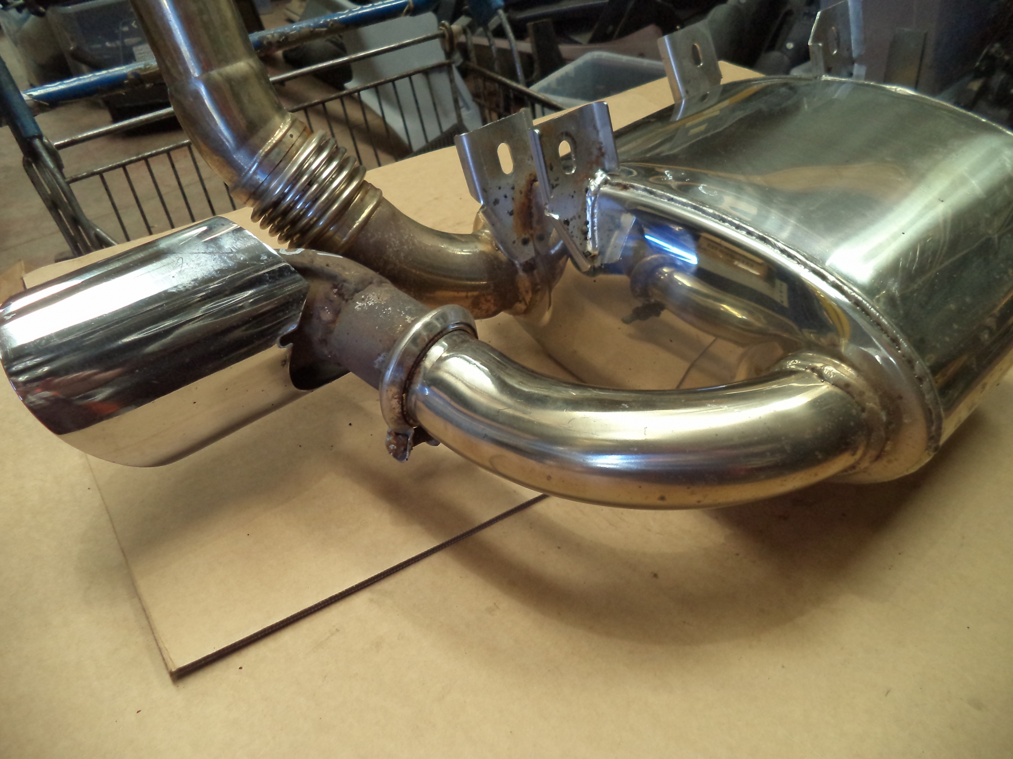 PORSCHE 996 DANSK EXHAUST . 996 O/S EXHAUST BOX 996 SILENCER Loc c10vox