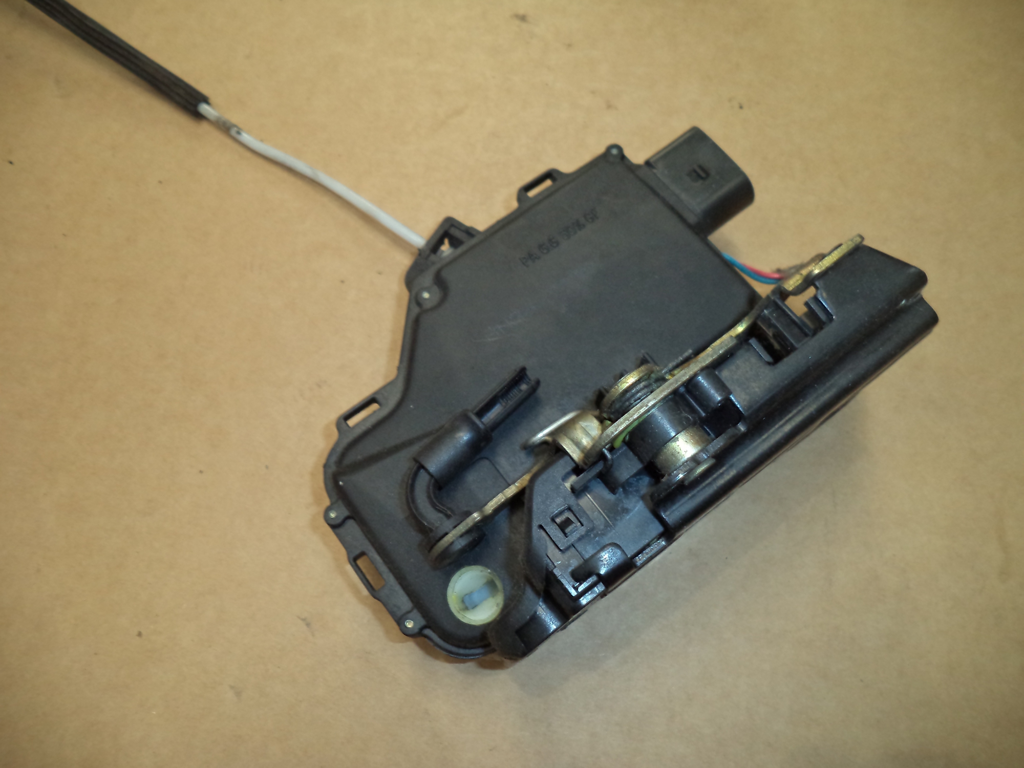 PORSCHE 996 RIGHT DOOR LOCK BOXSTER O/S DOOR LOCK 996 DOOR LOCK Loc F43GAW