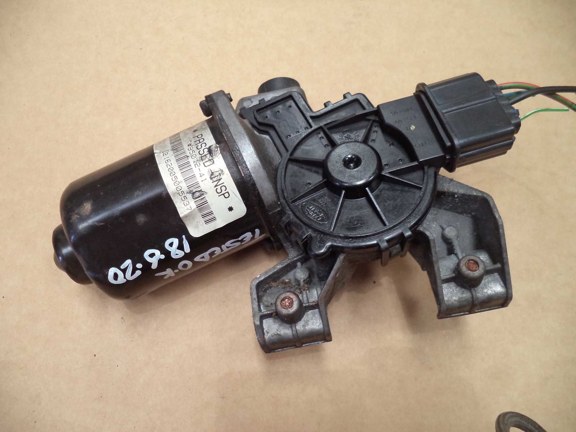 RANGE ROVER SPORT L320 REAR WIPER MOTOR. Loc GCRR