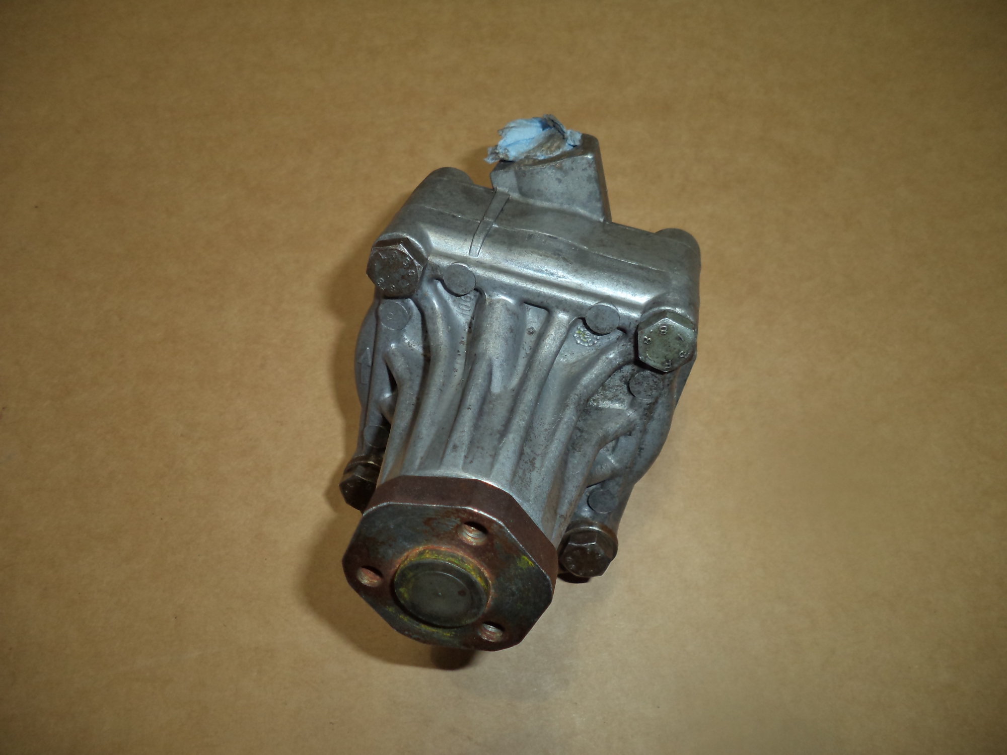 PORSCHE 944 POWER STEERING PUMP . PORSCHE 968 POWER STEERING PUMP SUBST