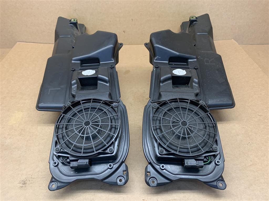 thumbnail image 2 of Super_Paulie Rear Speaker Bracket & Grill For Porsche Boxster 986/987 - Black, UK Made 2 of 5