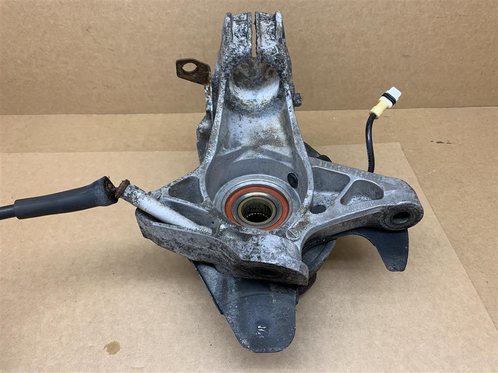 Porsche Boxster 986 Right Rear Suspension Subframe Frame Mount 99634165710