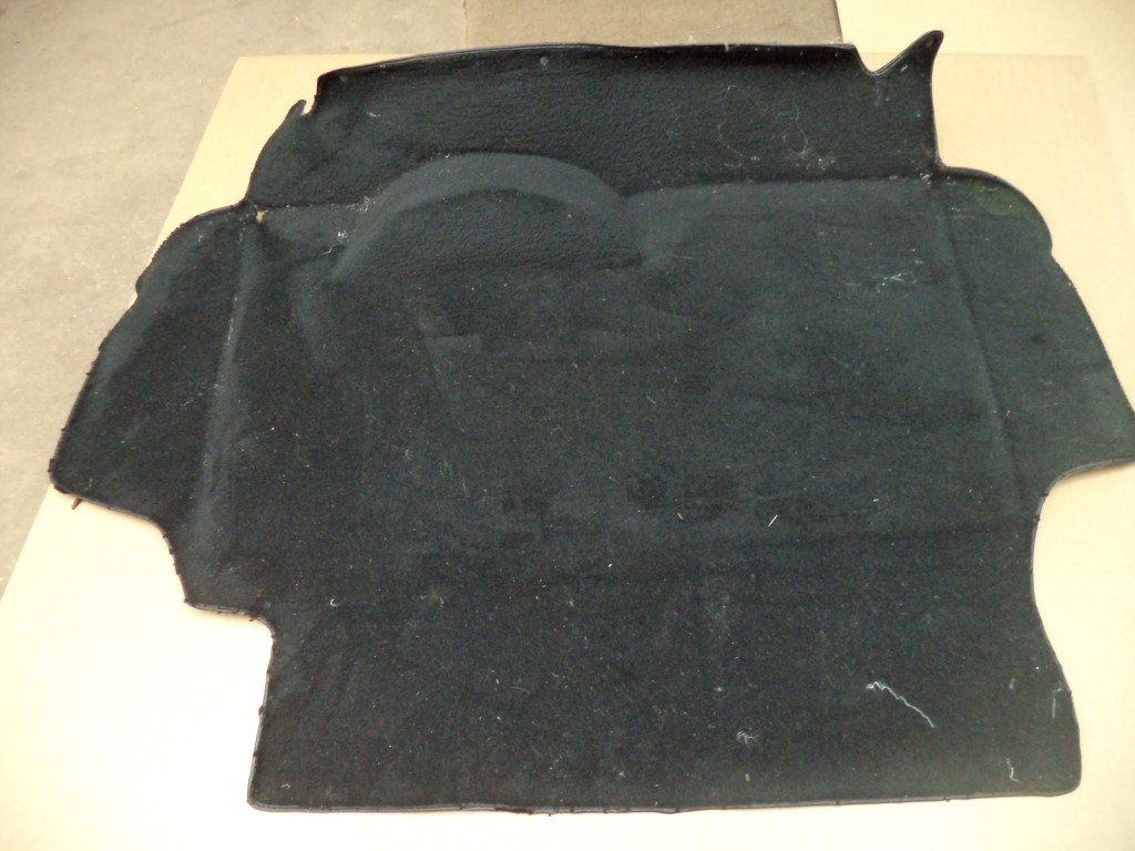 PORSCHE 944 BOOT CARPET 944 REAR CARPET. JEC836X