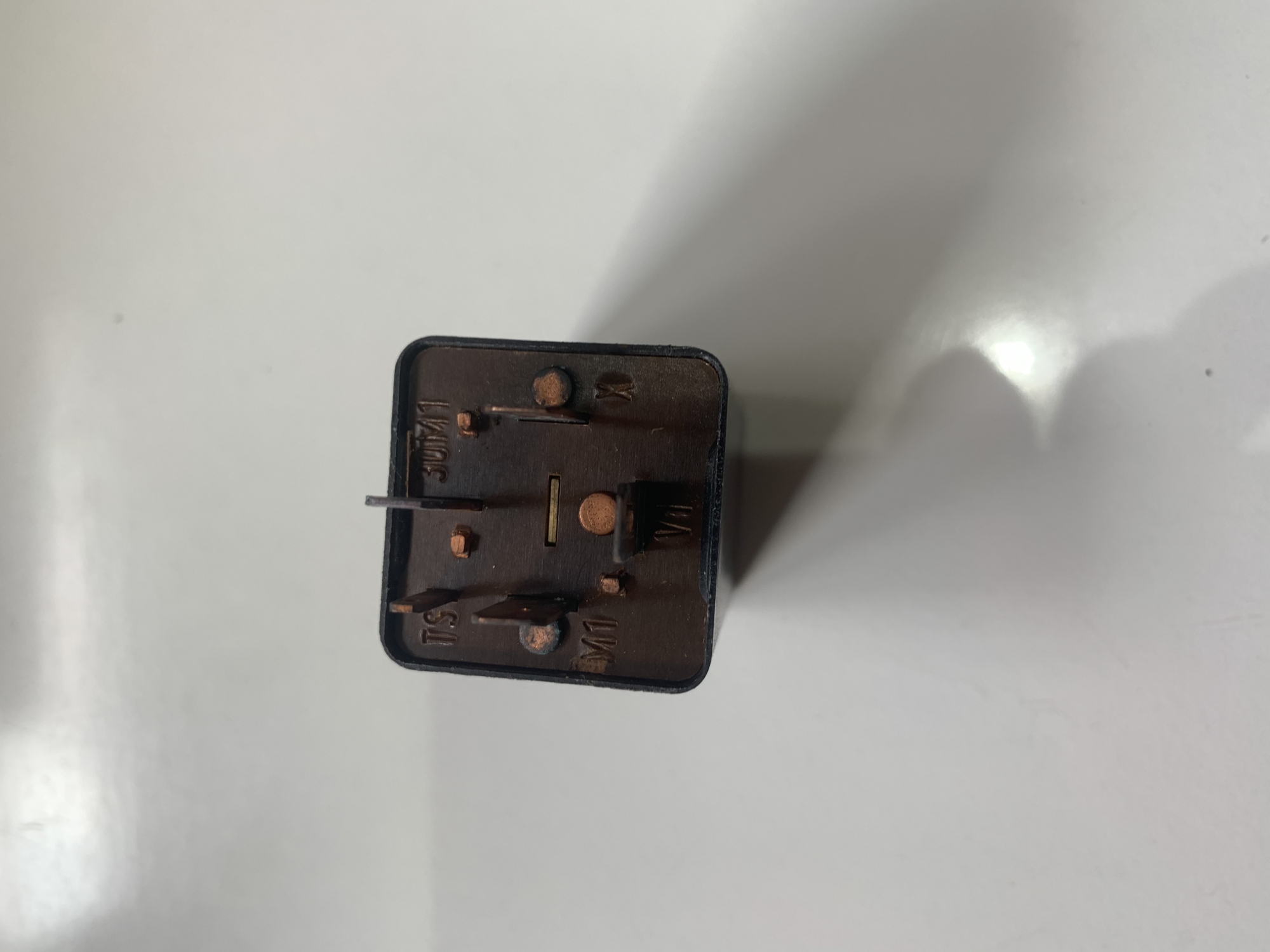 PORSCHE 944 COOLING FAN RELAY 944 615 105 01 94461510501