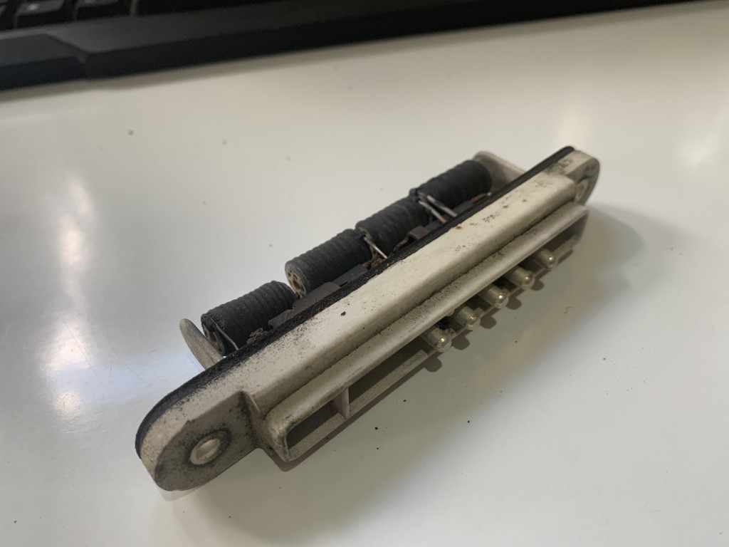 Porsche 944 Heater Fan Resistor 94461610100 944.616.101.00