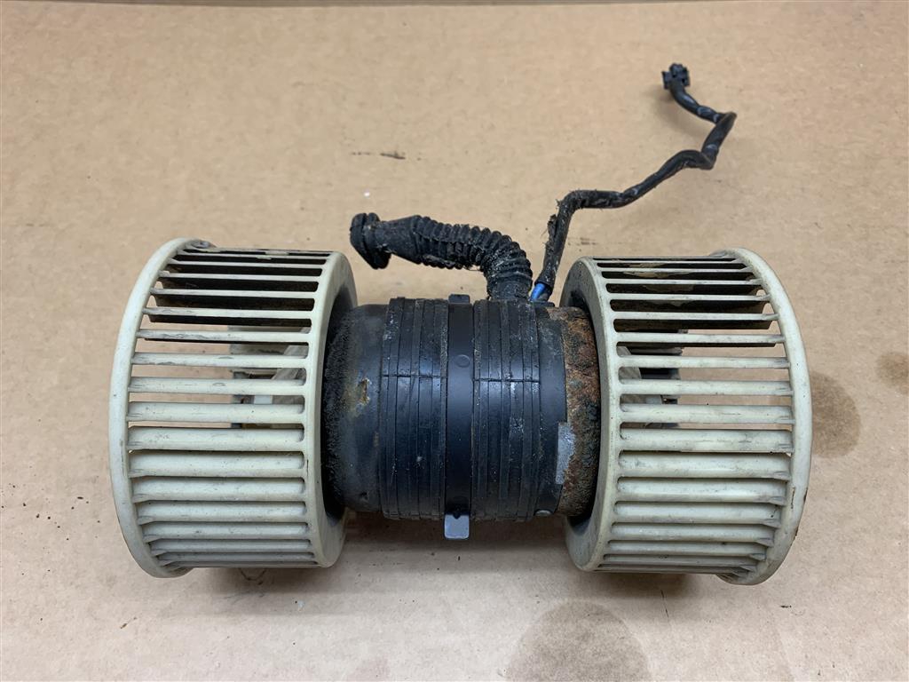 Porsche 944 Heater Blower Motor 94462411500