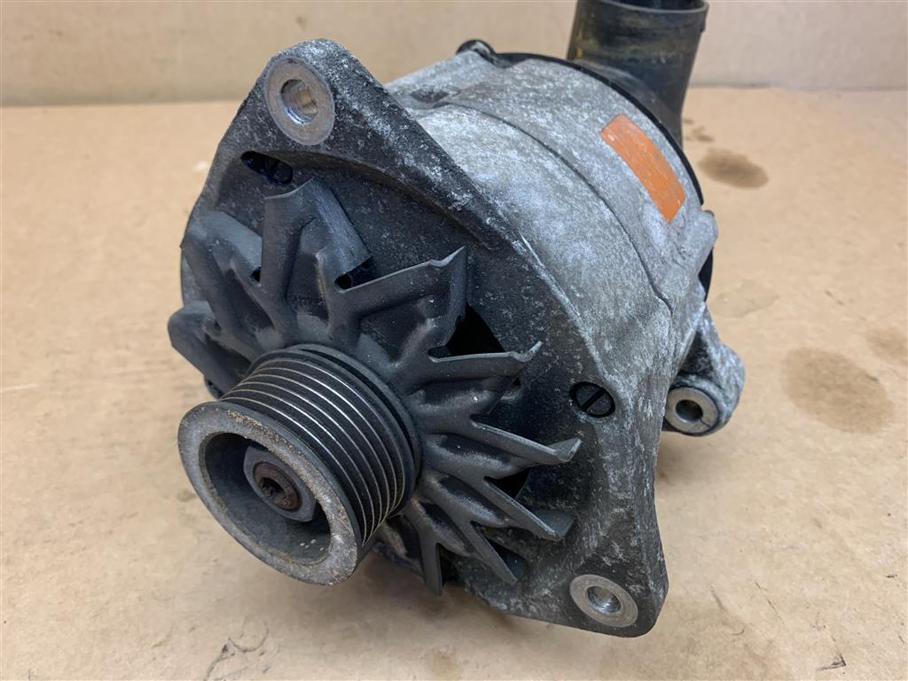 Porsche 944 Alternator 94460301901 Bosch 0120468004006 115 AMP Plastic
